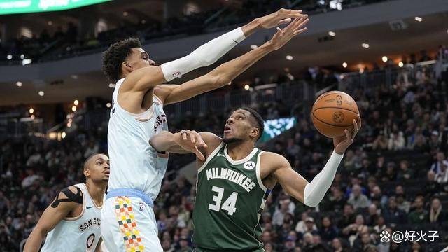 包含文班亚马复出首秀出彩，丹佛掘金主场绝杀明尼苏达森林狼，豪取30连胜的词条